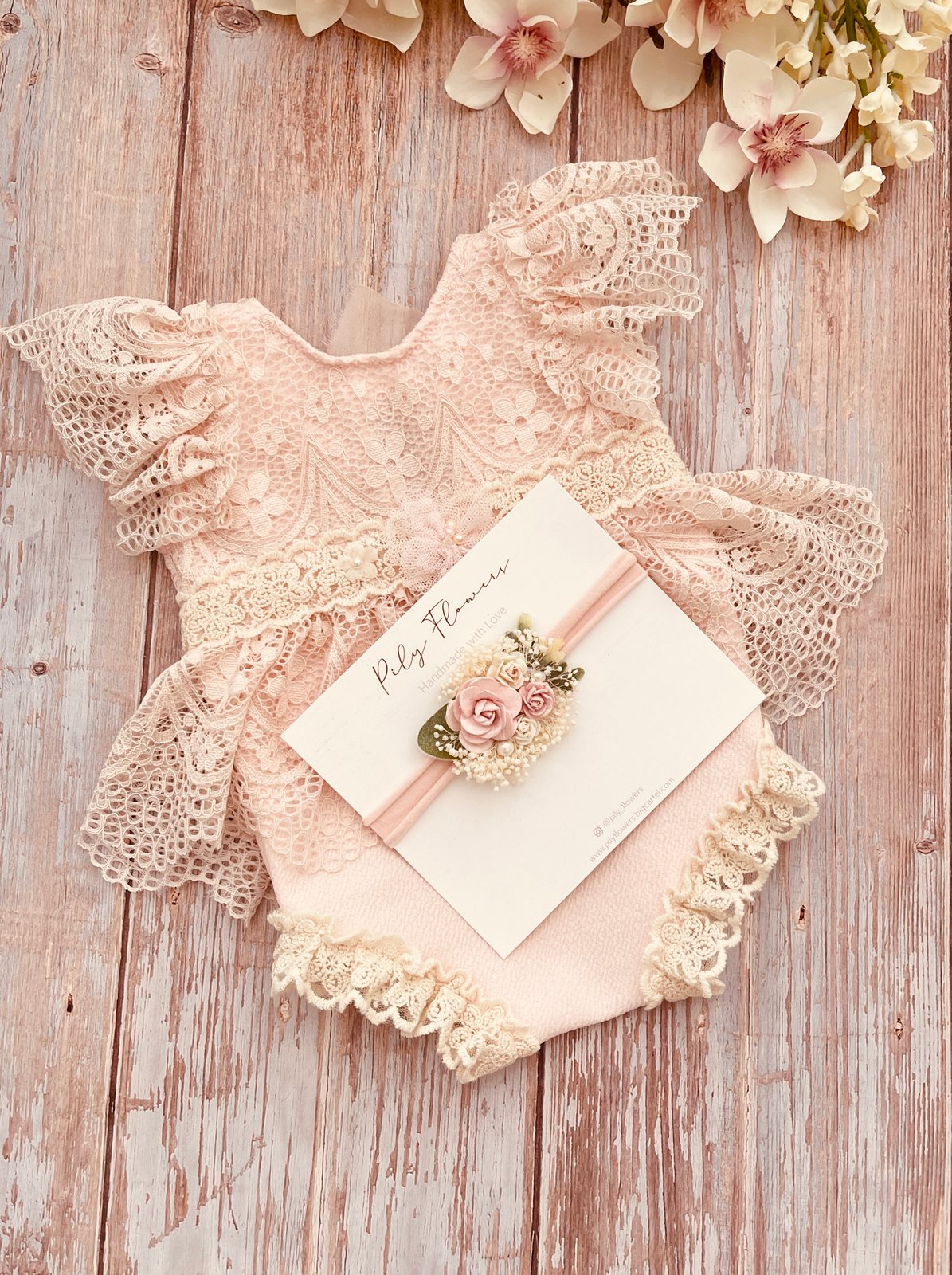 【正規品】Bibiy. ALEXA FLOWER ROMPERS bibiyビビィALEXA FLOWER ROMPERS ALEXA VINTAGE FLOWER - ROMPER